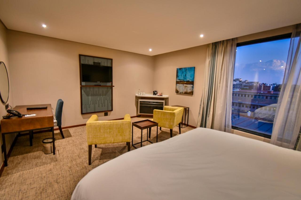 Premier Splendid Inn Блумфонтейн Екстер'єр фото